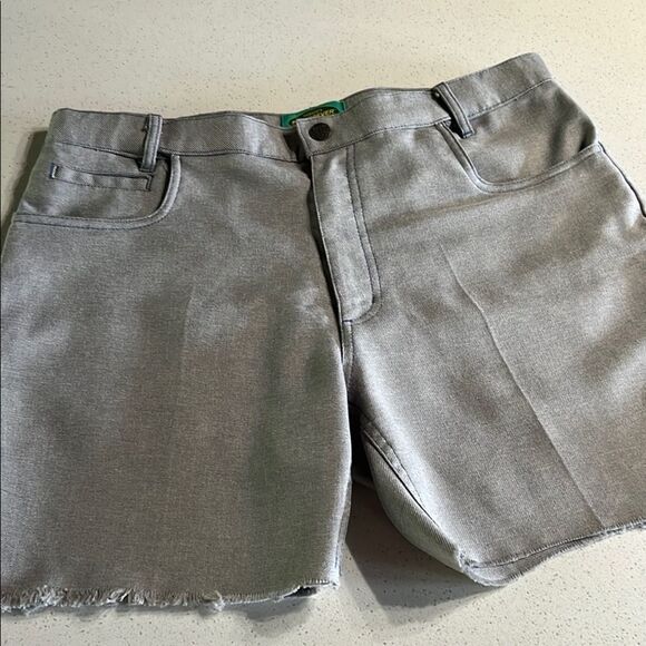 Haband Vintage Fit-Forever Classic Gray Cut Off Shorts Tagged 34 Fit 32 - Picture 1 of 10